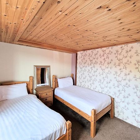 Torridon 1 With Private Hot Tub - Fife - Loch Leven - Lomond Hills- Pet Friendly Villa Kelty Kültér fotó