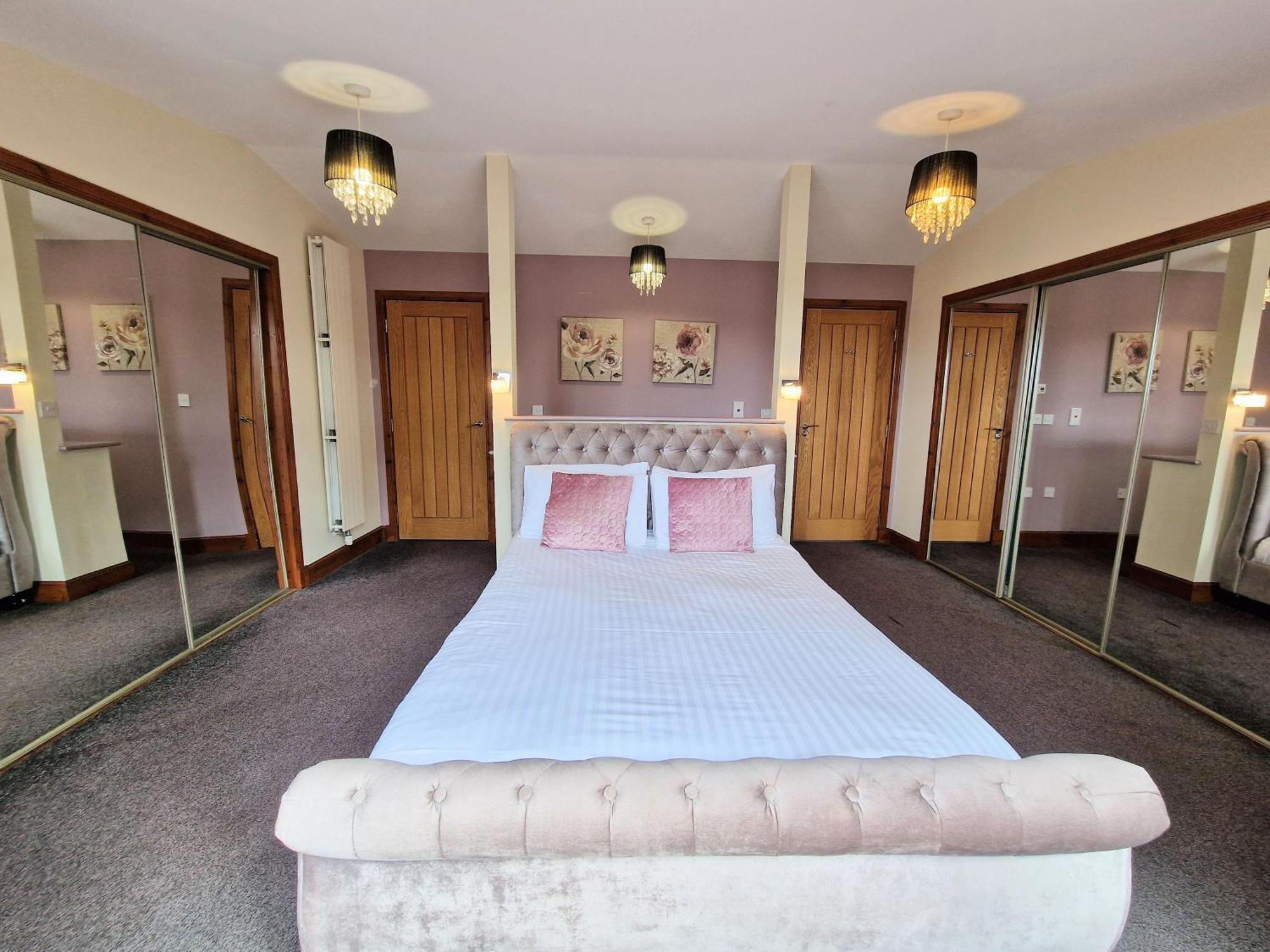 Torridon 1 With Private Hot Tub - Fife - Loch Leven - Lomond Hills- Pet Friendly Villa Kelty Kültér fotó