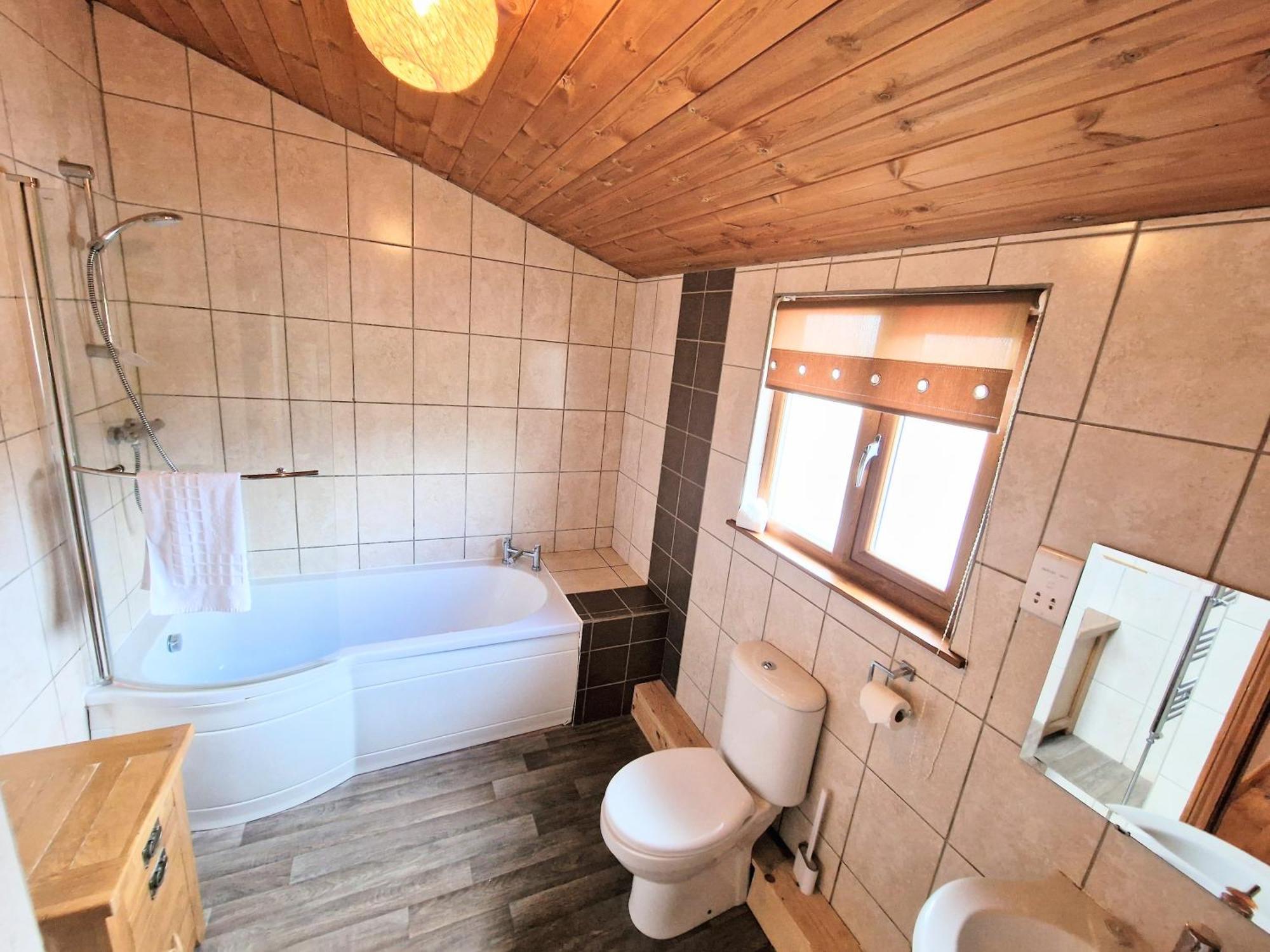 Torridon 1 With Private Hot Tub - Fife - Loch Leven - Lomond Hills- Pet Friendly Villa Kelty Kültér fotó